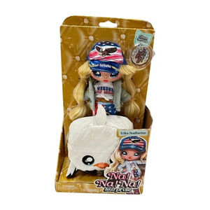 Na! Na! Na! Surprise Erika  Featherton Doll with White Bag